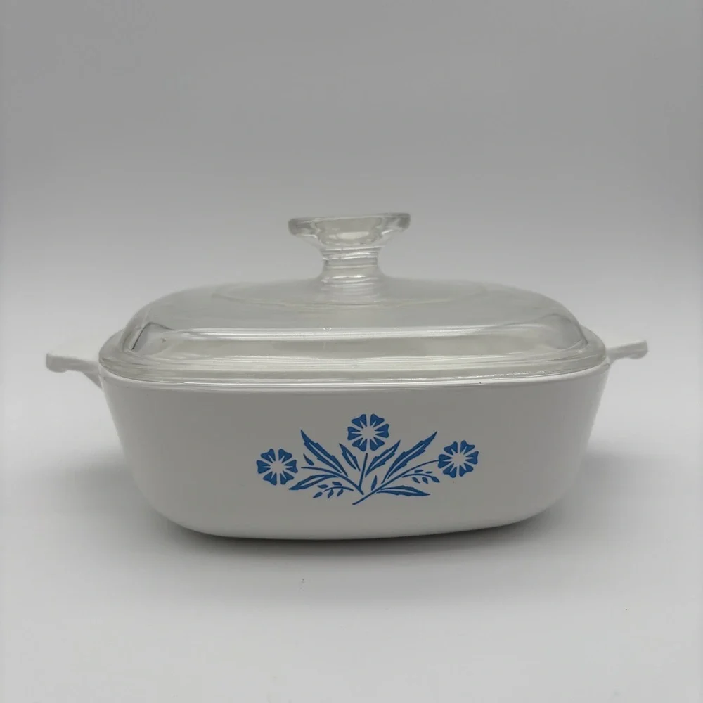 Pre-Owned Vintage Pyrex P-1-B CorningWare Blue Cornflower 1Quart Casserole Dish